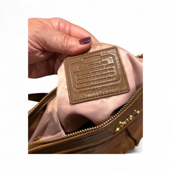 Coach Brown Leather Shoulder Bag With Pink Satin Lining - Picture 9 of 10